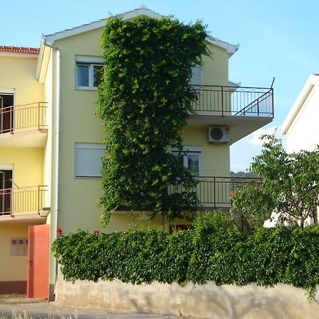 Apartments Borozan Vinišće Zewnętrze zdjęcie