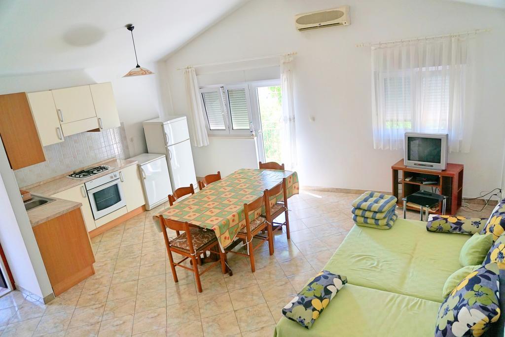 Apartments Borozan Vinišće Zewnętrze zdjęcie